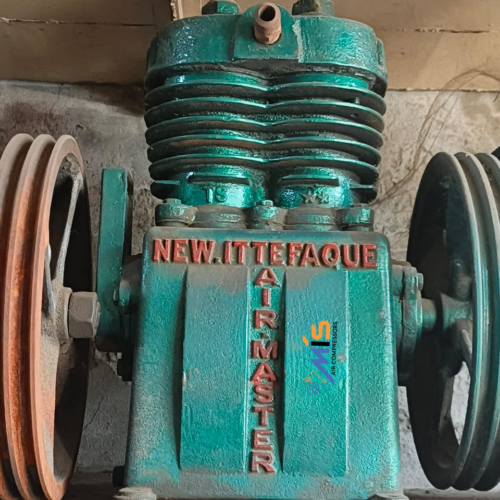 Double piston local air compressor