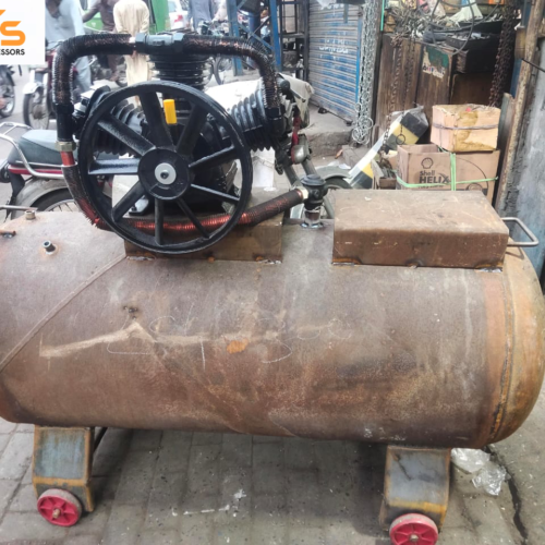 Imported pipe tank with air compressor
